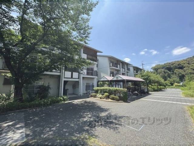 醍醐西市営住宅8棟外観写真1