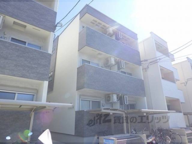 フジパレス阪急園田ＥＡＳＴ１番館外観写真1