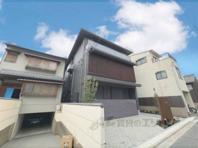 ヴェスプッチ二条城外観写真2