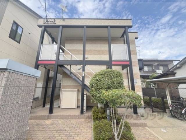 レオパレス佐藤マンション外観写真1