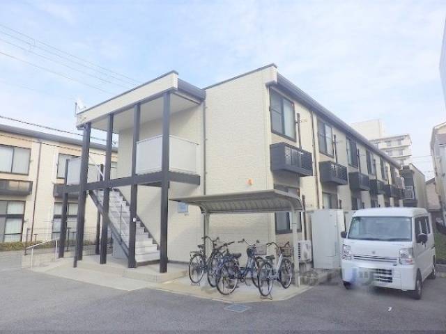 レオパレスポアロ外観写真3