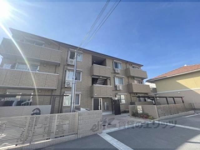カーサアイリス外観写真3