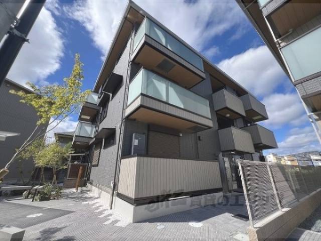 ＧＲＡＭＭ六地蔵Ｂ棟外観写真2