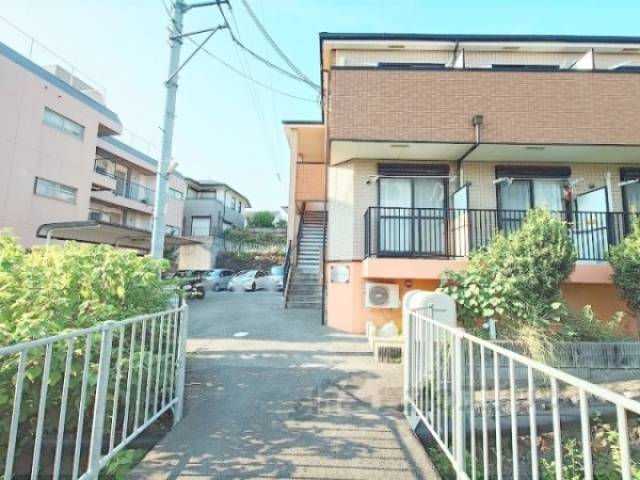 レジデンス石切外観写真2