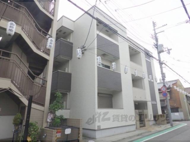 フジパレス西桜木町外観写真1