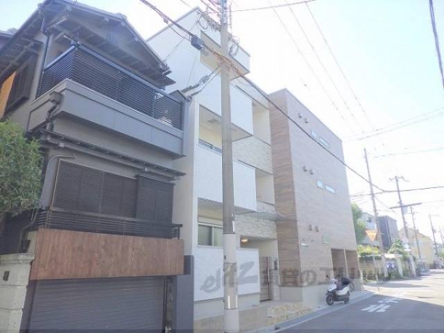 フジパレス尼崎ガーデン３番館外観写真2