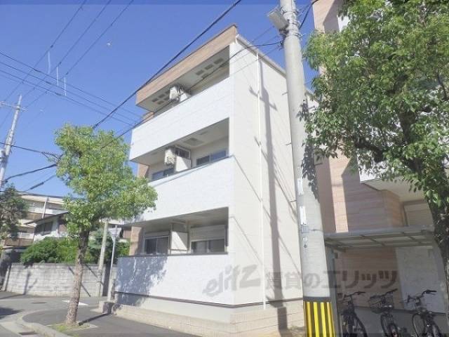 フジパレス尼崎ガーデン３番館外観写真3