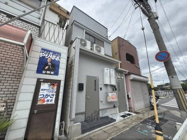 ロカ勧修外観写真3