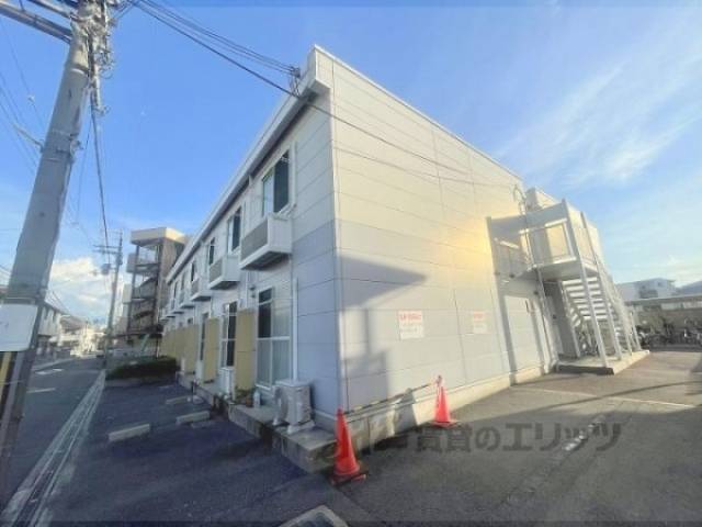 レオパレス金岡外観写真1