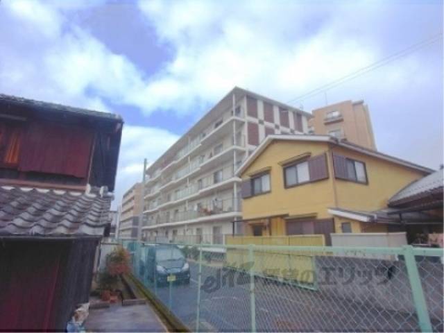 グリーンライフ唐橋外観写真1