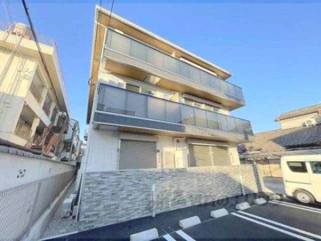 アイビー俊徳道外観写真1