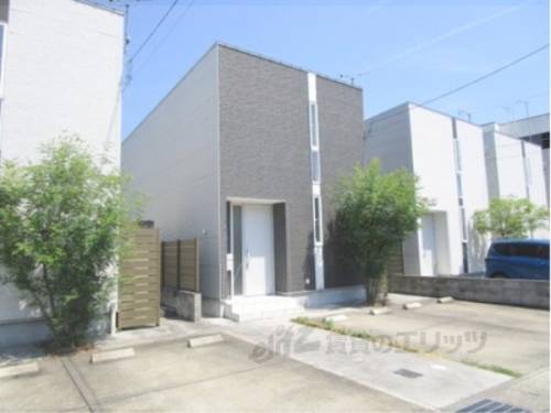 坂田駅より徒歩19分 築12年10ヶ月 2階建の賃貸物件