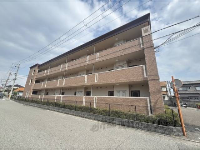 アドラブール外観写真2