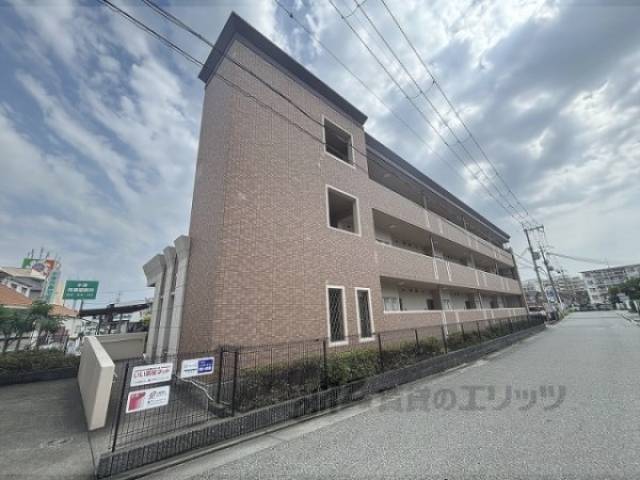 アドラブール外観写真3