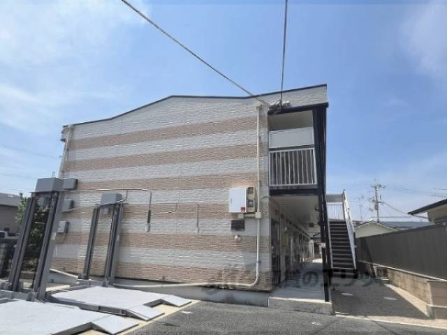 レオパレス淵ノ上公園外観写真1