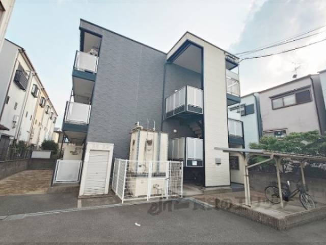 レオパレス妙楽外観写真1