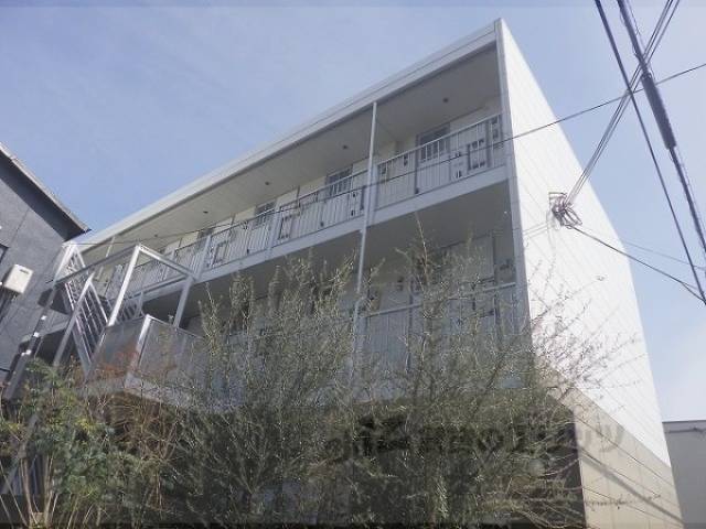 レオパレスヴィブレ外観写真2