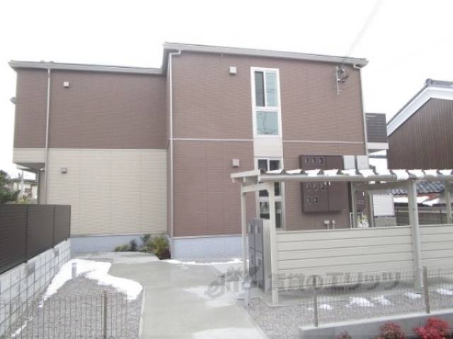 サン　ビレッジ外観写真2