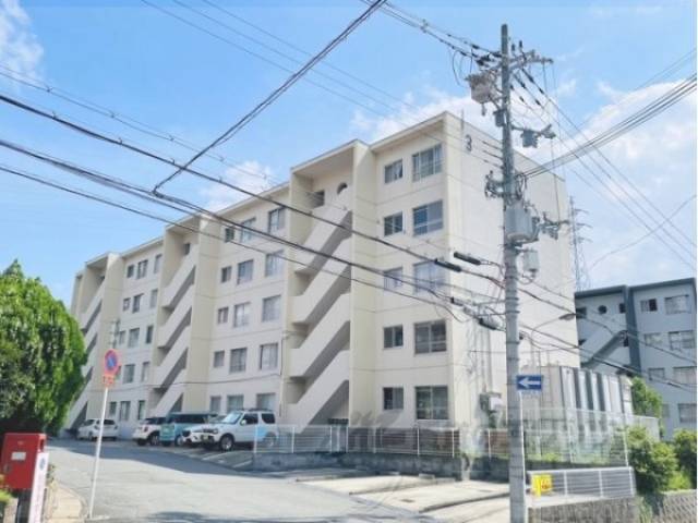 枚方ハイツ３号棟外観写真2