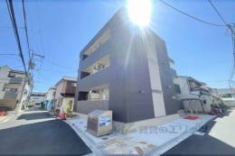 Ｌｏｔｕｓ　Ｖｉｓｔａ　Ｉｚｕｍｉ外観写真