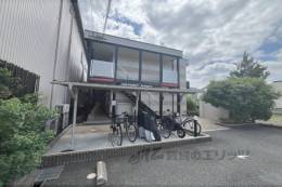 レオパレスコスモガーデン外観写真