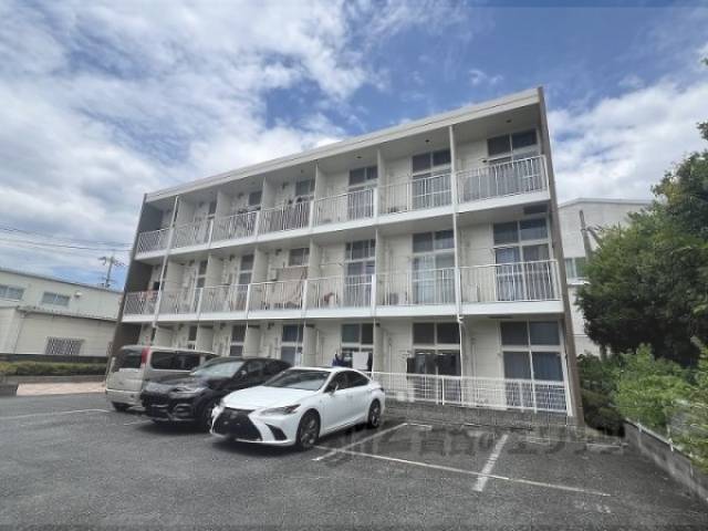 レオパレスルミユーナ外観写真2