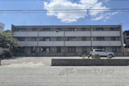 レオパレスレジアス外観写真