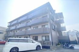 メゾンファミーユ外観写真