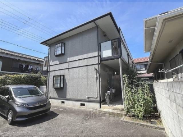 ロイヤルハイネス外観写真3