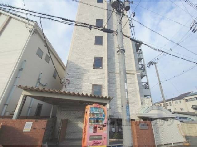 プレアール枚岡外観写真1