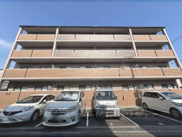 フォワイエセレスト外観写真2