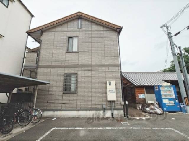 イナ　ガーデン外観写真1