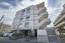 ハイネスコート外観写真