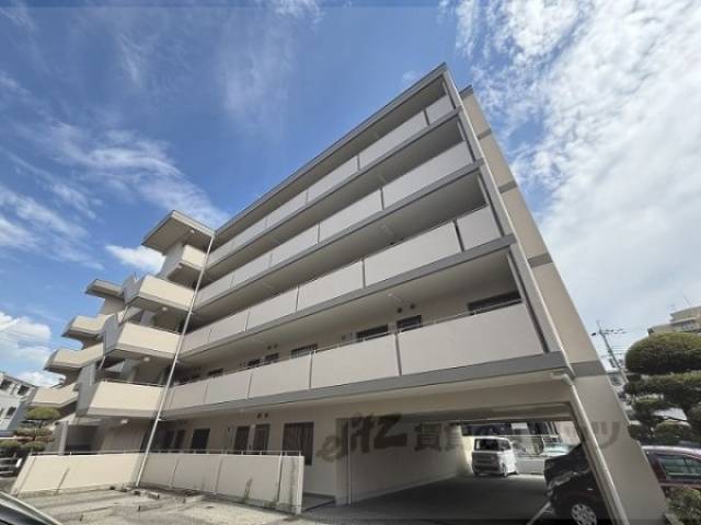 ハイネスコート外観写真2