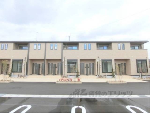 ベアリーガーデン外観写真2