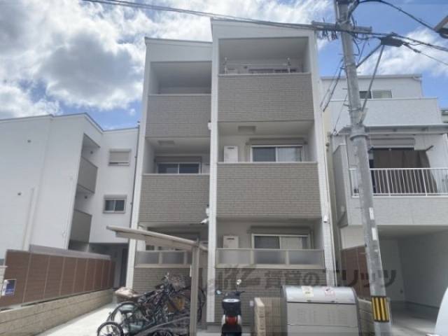 クリエオーレ宝持外観写真2