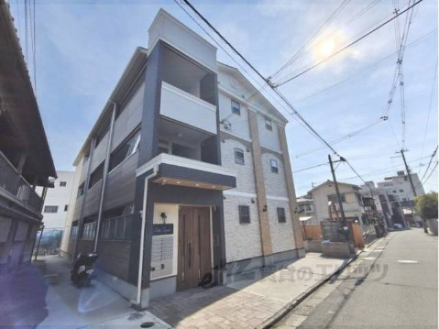 アーブル小阪外観写真3