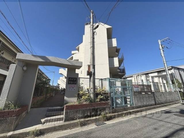 ハイツ・ラセーヌ外観写真3