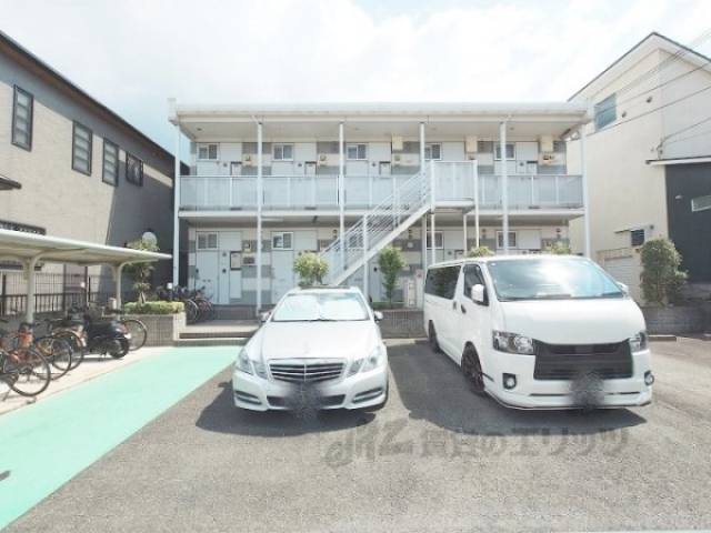 レオパレスJ＆S外観写真2