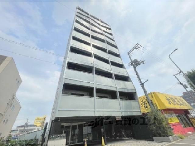 グランシアター高井田外観写真1
