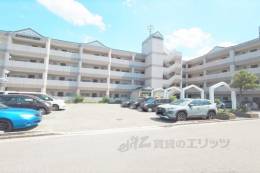 ロイヤル・ヴィラ壱番館外観写真