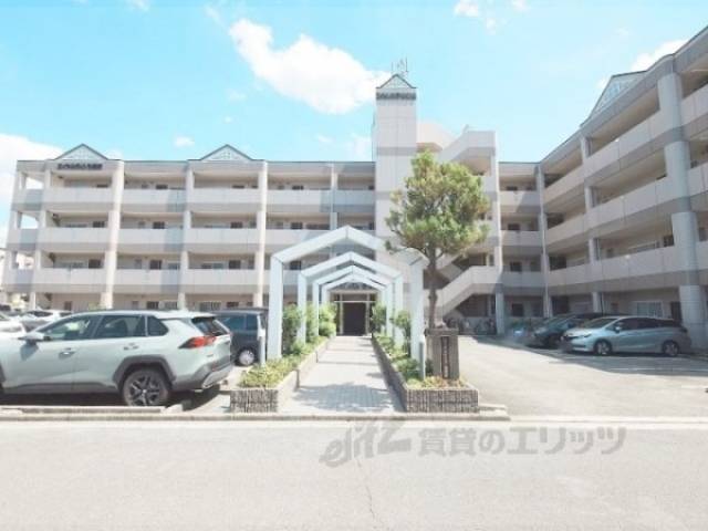 ロイヤル・ヴィラ壱番館外観写真2