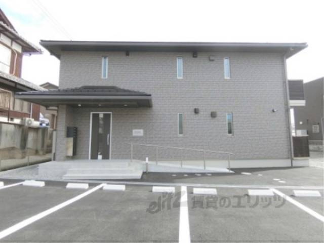 ラヴィーヌ外観写真1