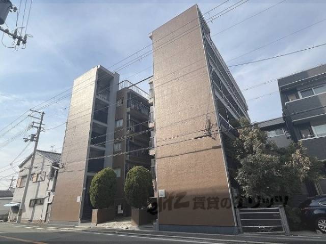 アースハイツ１・２外観写真3