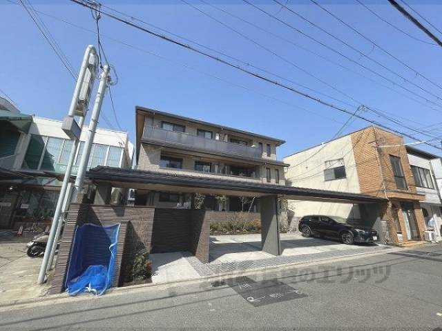シャーメゾン光悠新町外観写真1