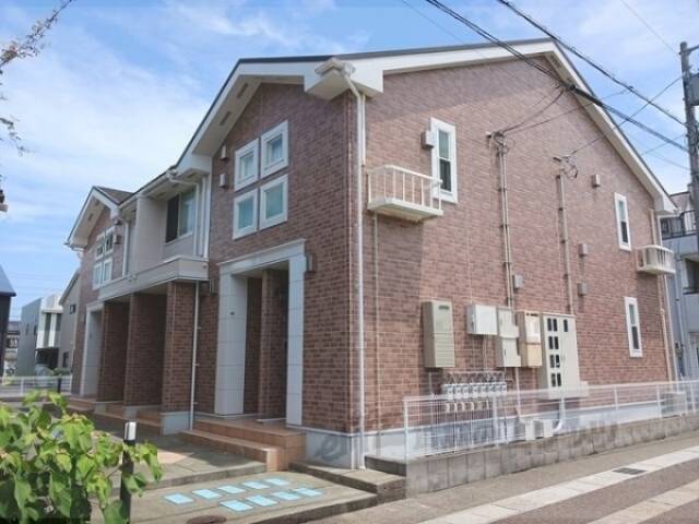 オーブ　トワ外観写真1
