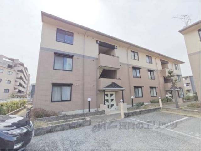 グリーンパレス外観写真1