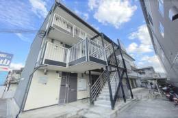 レオパレス御厨ＥＡＳＴ外観写真