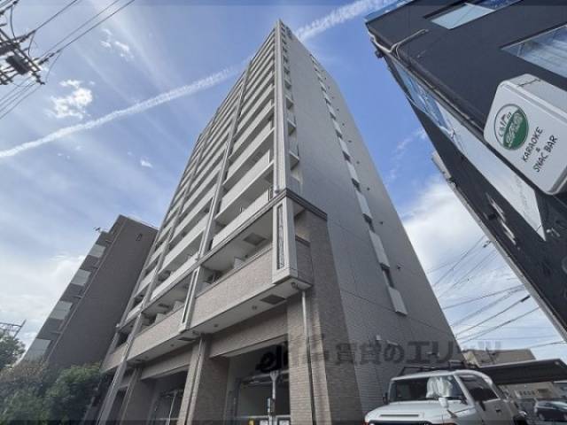 クローバー・レジデンス川西外観写真2