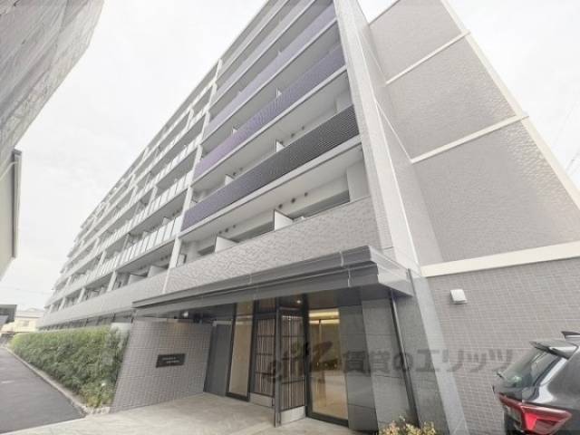 プレサンス十条凛華外観写真1